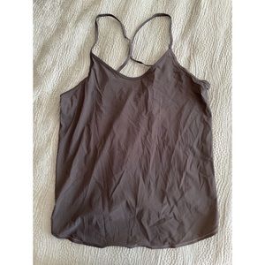 NWT UNDERARMOUR Black Strappy Flowy Tank (Sz S)